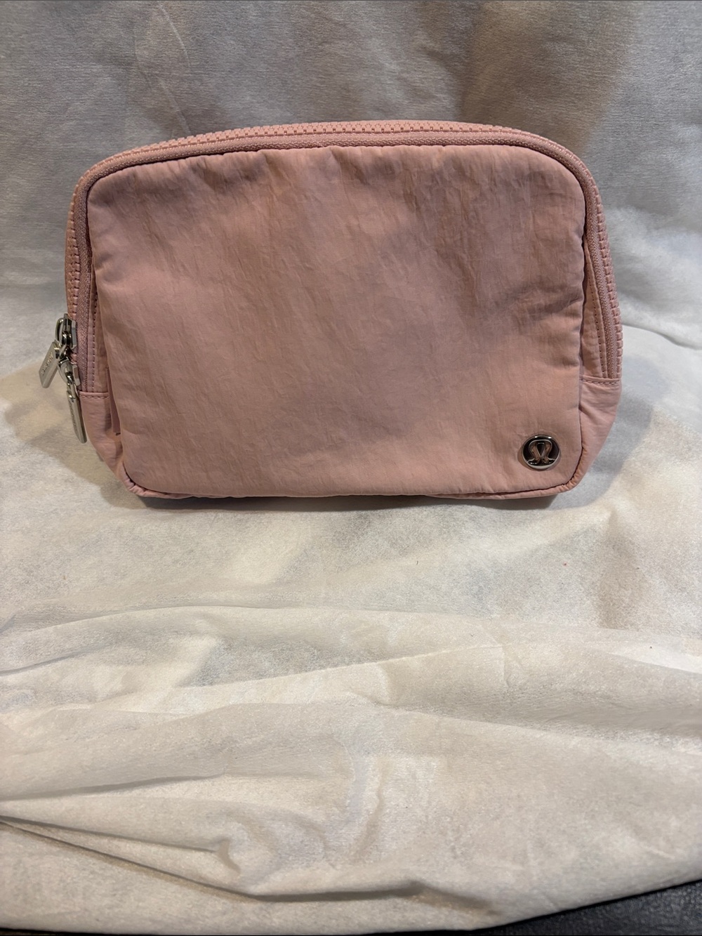 Lululemon Everywhere Belt Bag 2L Pink. Excellent condition.   #50